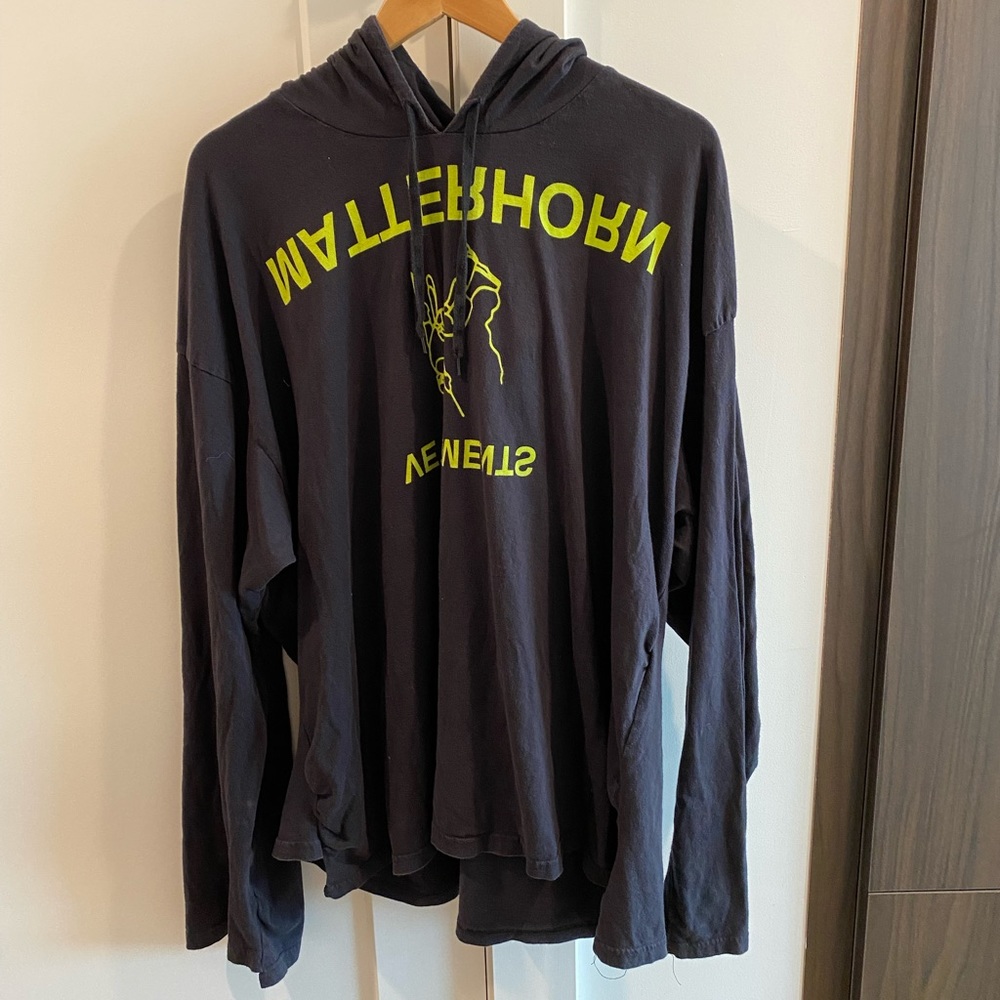 VETEMENTS 18ss MATTERHORM パーカー デムナ XS Vetements | Tops | Vetements Ss8 Matterhorn Hoodie | Poshmark
